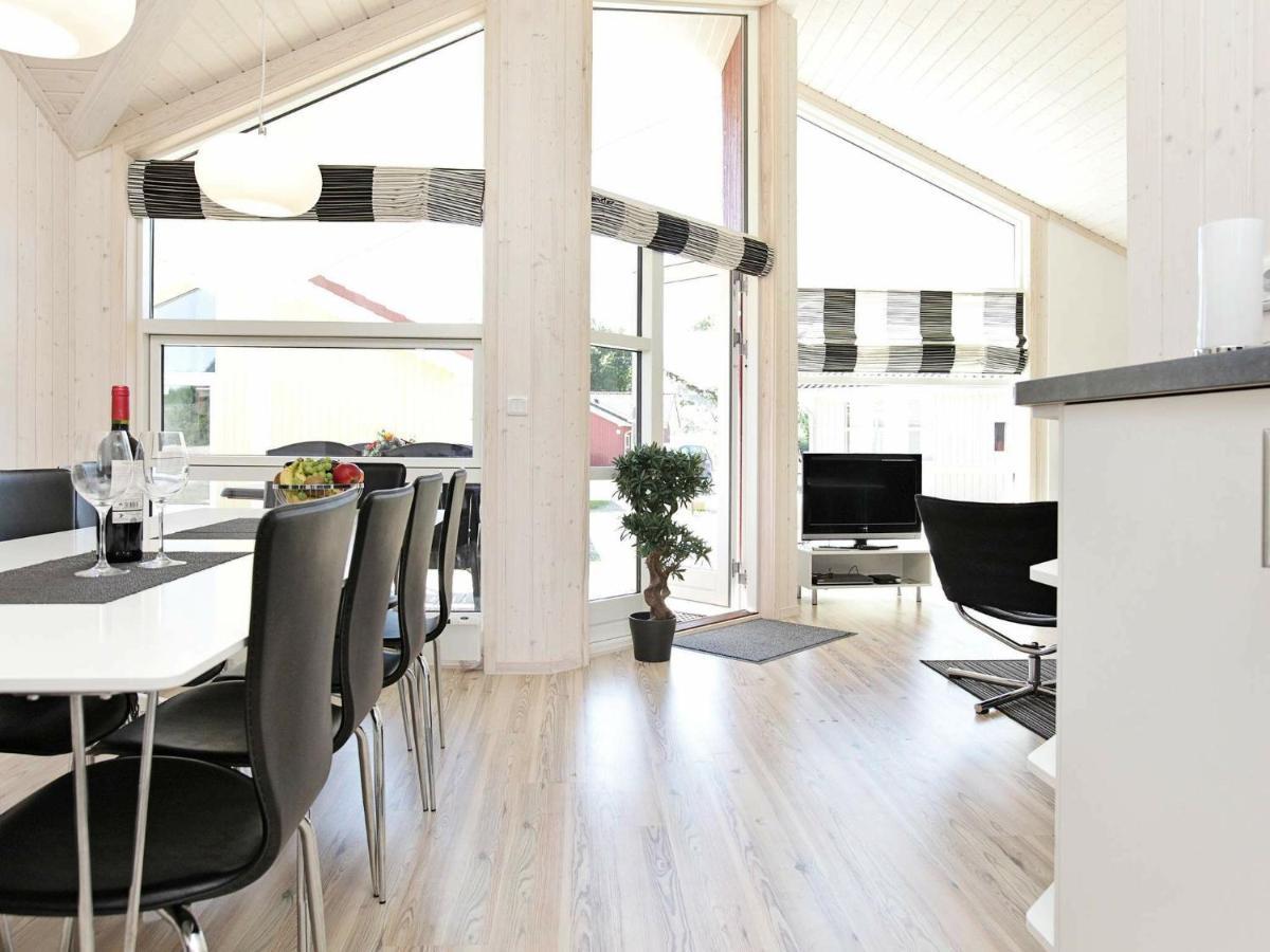 Four-Bedroom Holiday Home In Grossenbrode 1 Zewnętrze zdjęcie