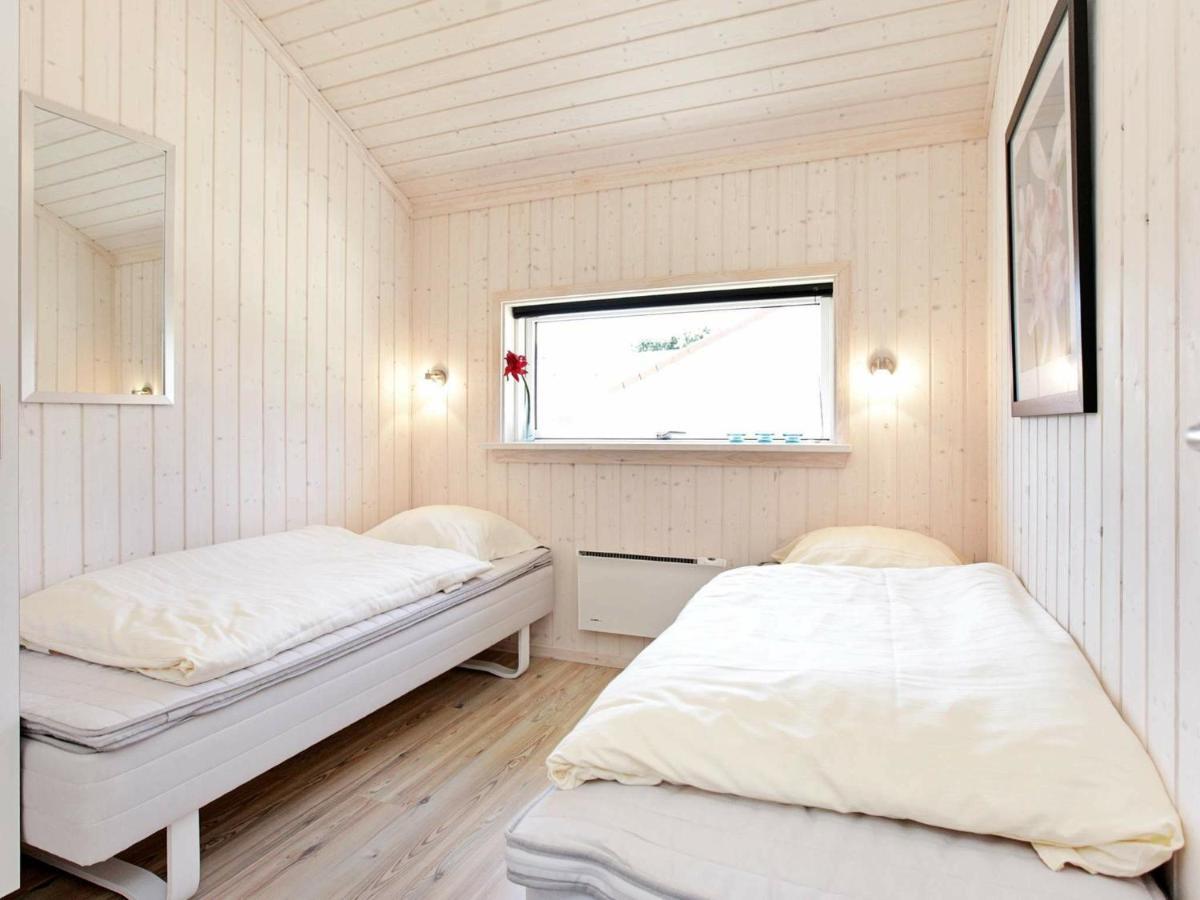 Four-Bedroom Holiday Home In Grossenbrode 1 Zewnętrze zdjęcie
