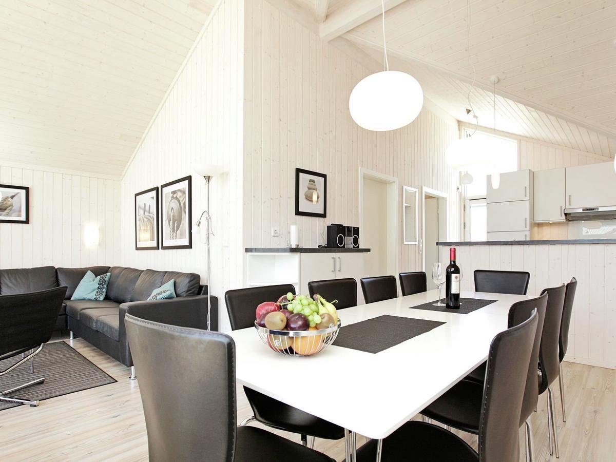 Four-Bedroom Holiday Home In Grossenbrode 1 Zewnętrze zdjęcie