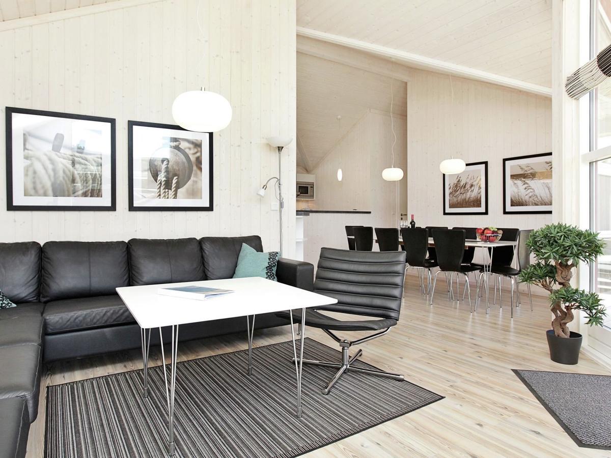 Four-Bedroom Holiday Home In Grossenbrode 1 Zewnętrze zdjęcie