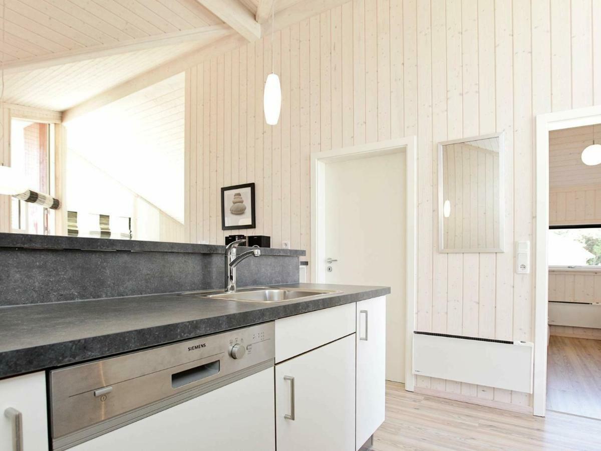 Four-Bedroom Holiday Home In Grossenbrode 1 Zewnętrze zdjęcie
